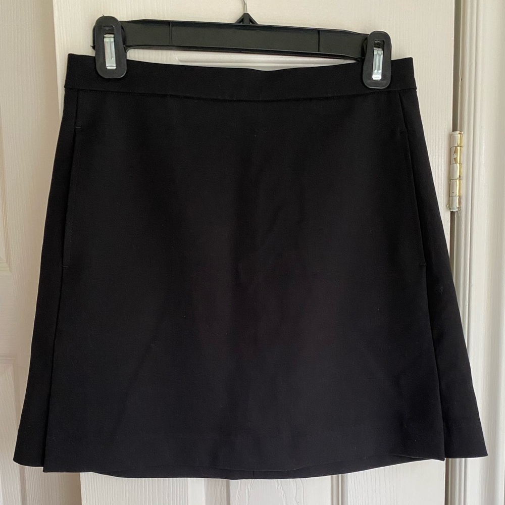 NWT Sophie Rue Elegant Black Mini Skirt with Pockets